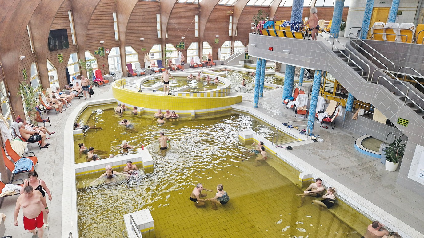 Telt ház a termálban