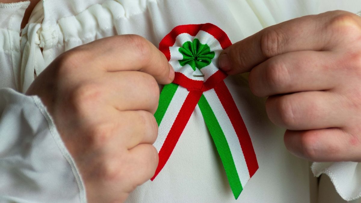 Felhívás koszorúzásra