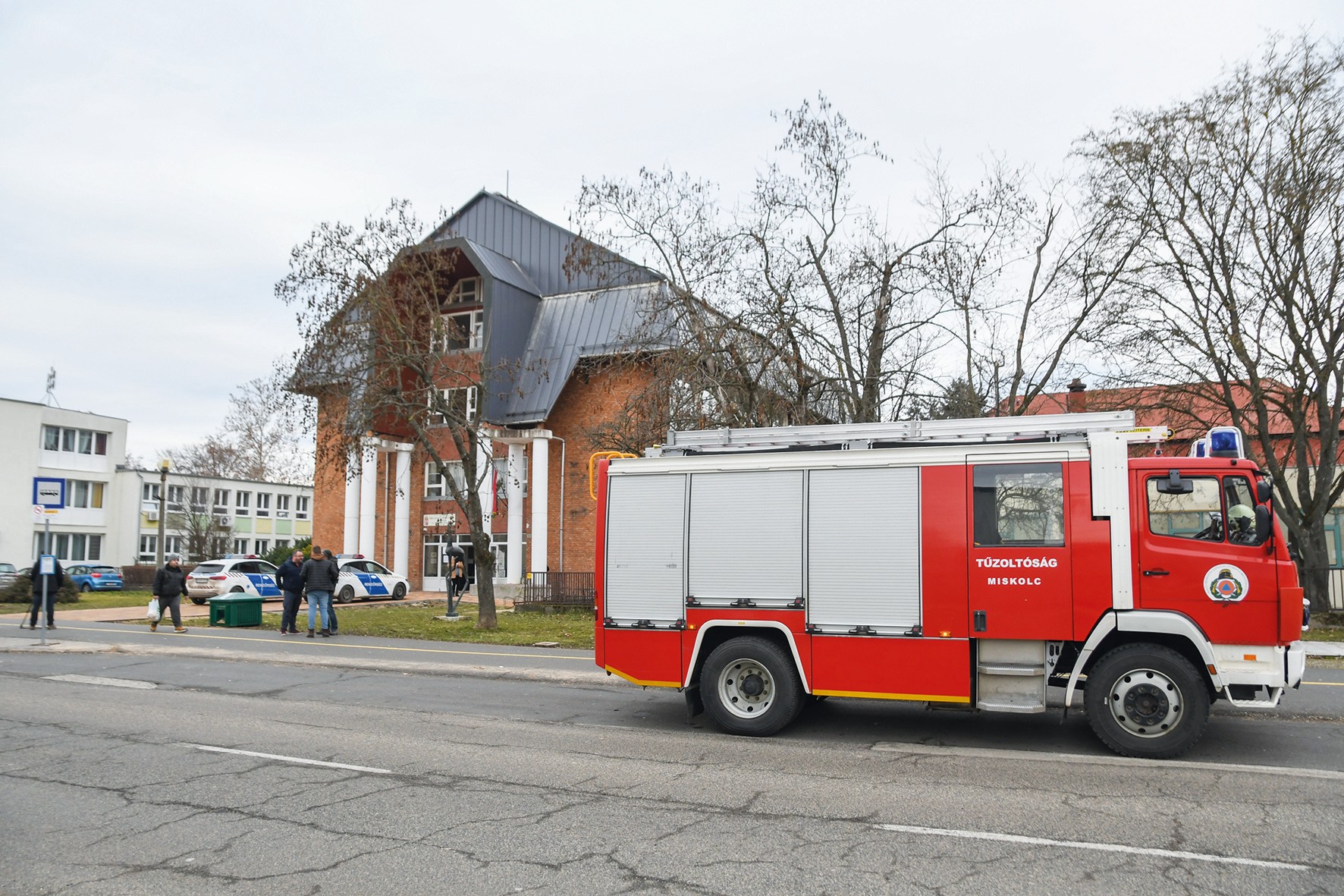 Két év felfüggesztett a bombafenyegetésért